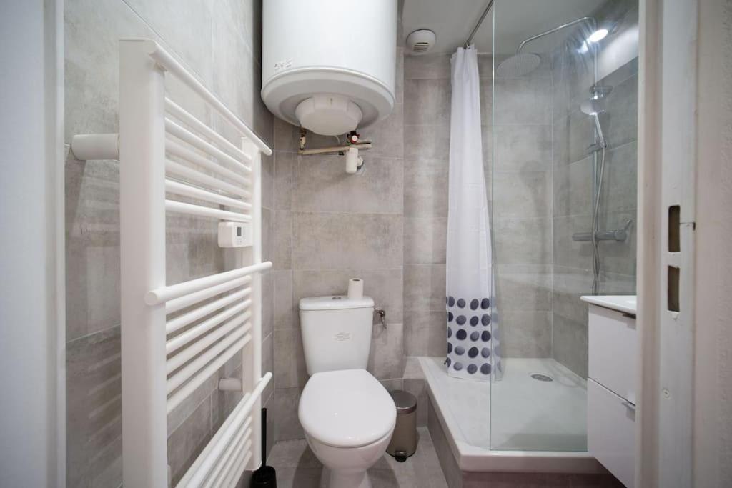 Fully Equipped Apartment 2 To 4 People St Charles Marseilles Exterior foto