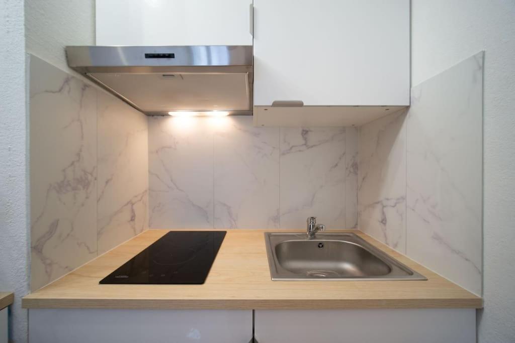 Fully Equipped Apartment 2 To 4 People St Charles Marseilles Exterior foto